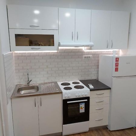 Cosy, Quiet & Brand New Apartment W/ Danube View Belgrad Exteriör bild
