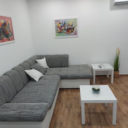 Cosy, Quiet & Brand New Apartment W/ Danube View Belgrad Exteriör bild