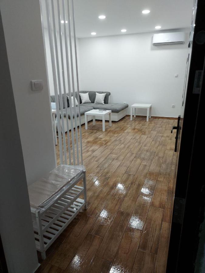 Cosy, Quiet & Brand New Apartment W/ Danube View Belgrad Exteriör bild